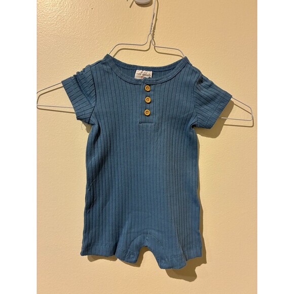 **4 for $20** NWOT Mini Threads Blue Romper - 3M - Picture 1 of 3